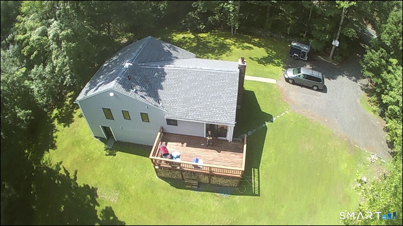 371 Fairwood Road Bethany CT 06524