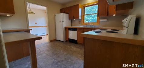 371 Fairwood Road Bethany CT 06524