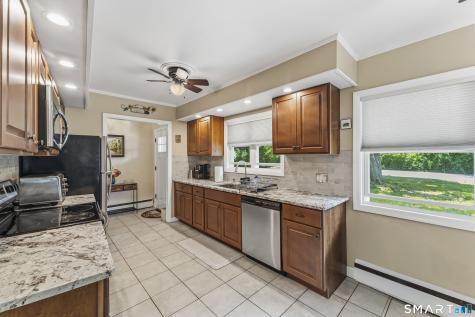 17 Quell Court Cheshire CT 06410