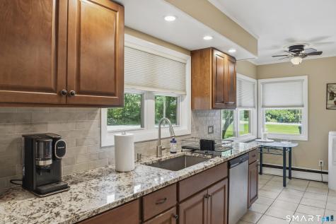 17 Quell Court Cheshire CT 06410