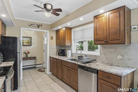 17 Quell Court Cheshire CT 06410