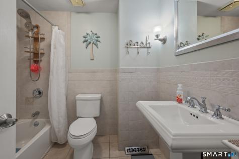 1611 Shepard Avenue Hamden CT 06518