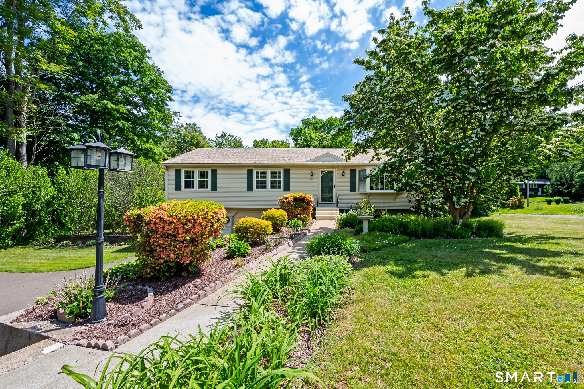 1611 Shepard Avenue Hamden CT 06518