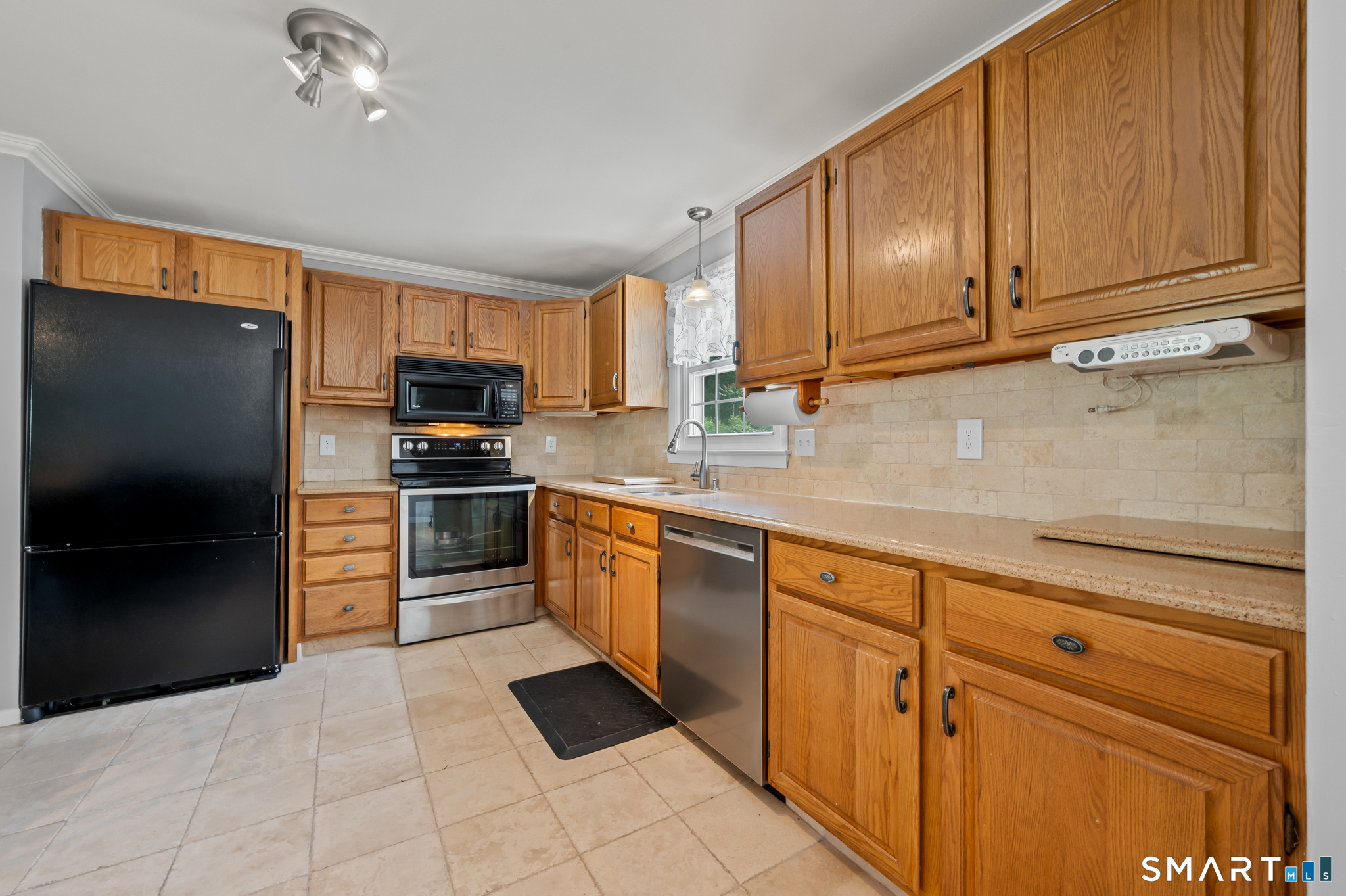 1611 Shepard Avenue Hamden CT 06518