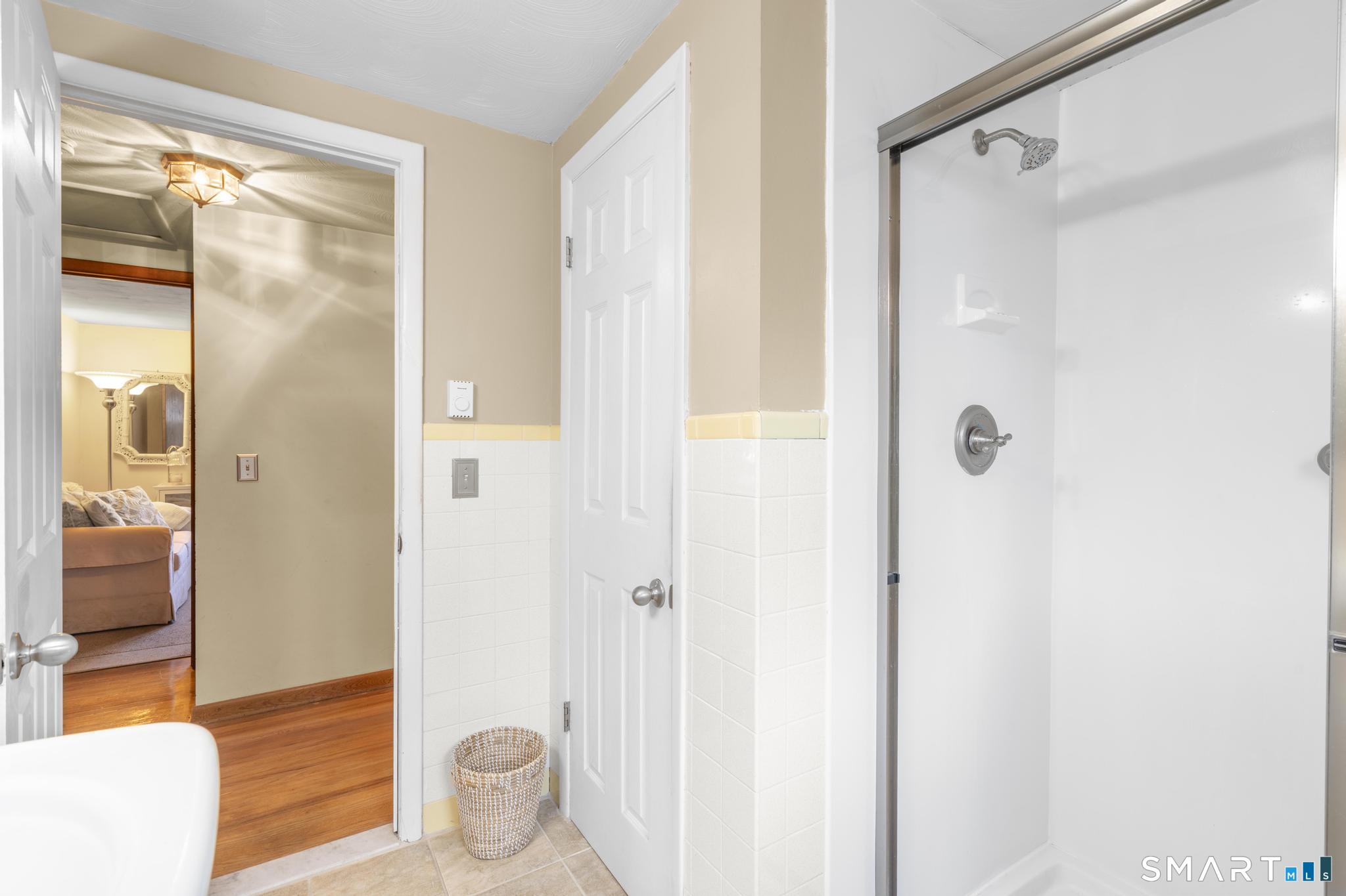 2 Surrey Drive North Haven CT 06473