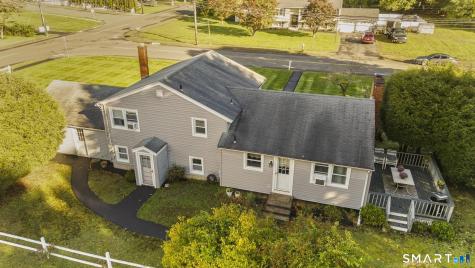 2 Surrey Drive North Haven CT 06473