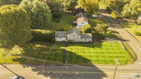 2 Surrey Drive North Haven CT 06473