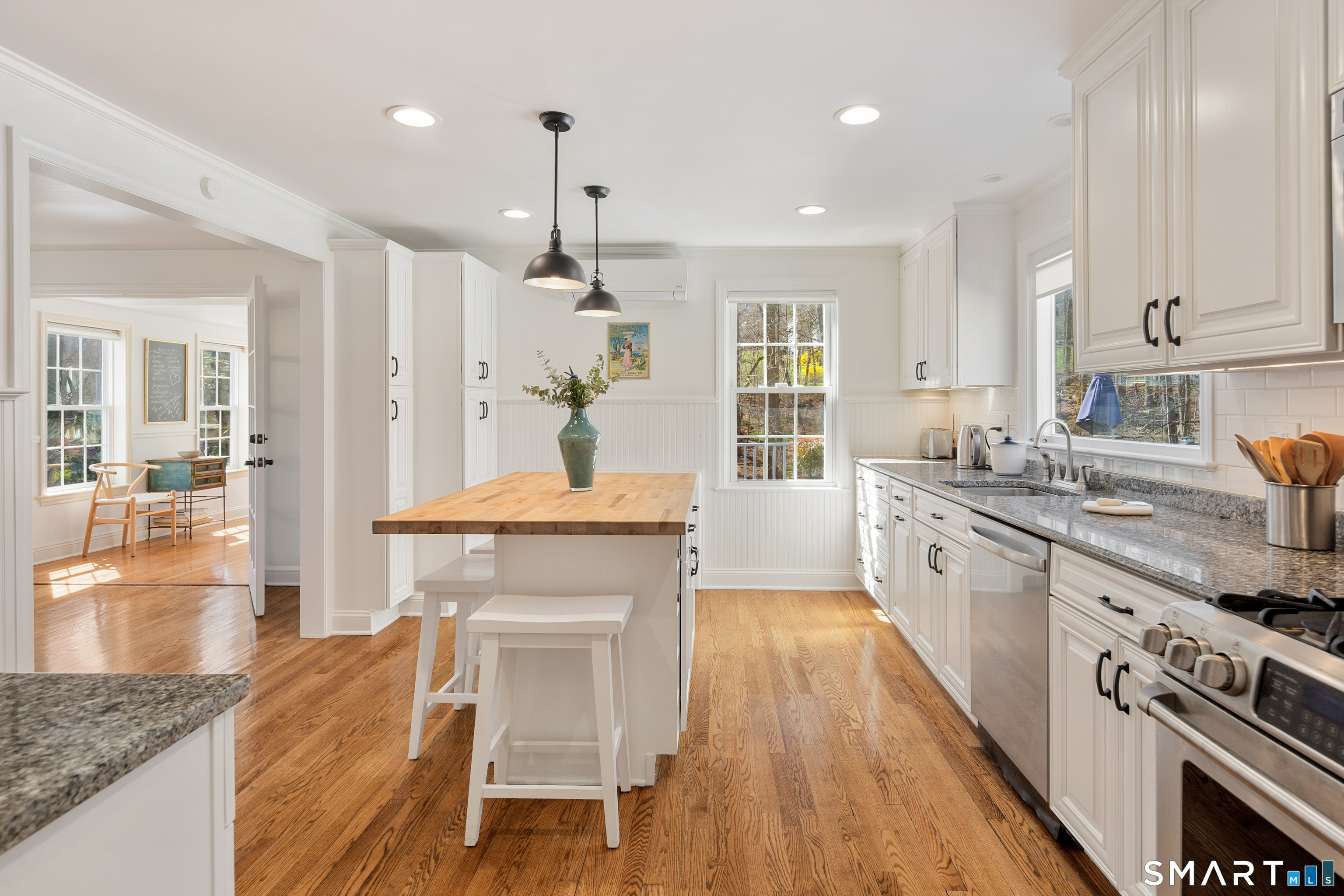 113 Range Road Wilton CT 06897