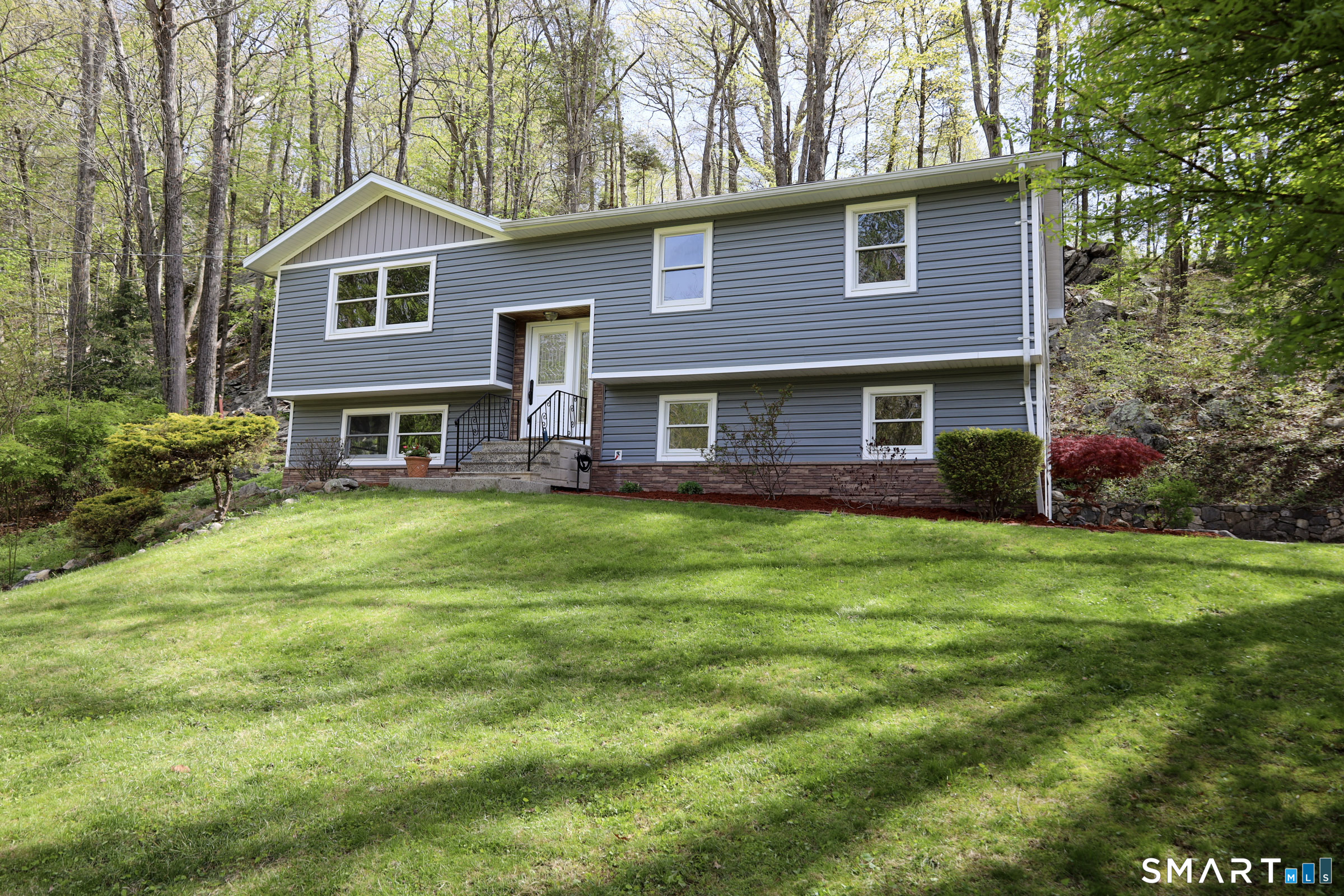 15 Wicks Manor Drive Danbury CT 06810