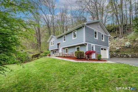 15 Wicks Manor Drive Danbury CT 06810