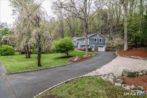 15 Wicks Manor Drive Danbury CT 06810