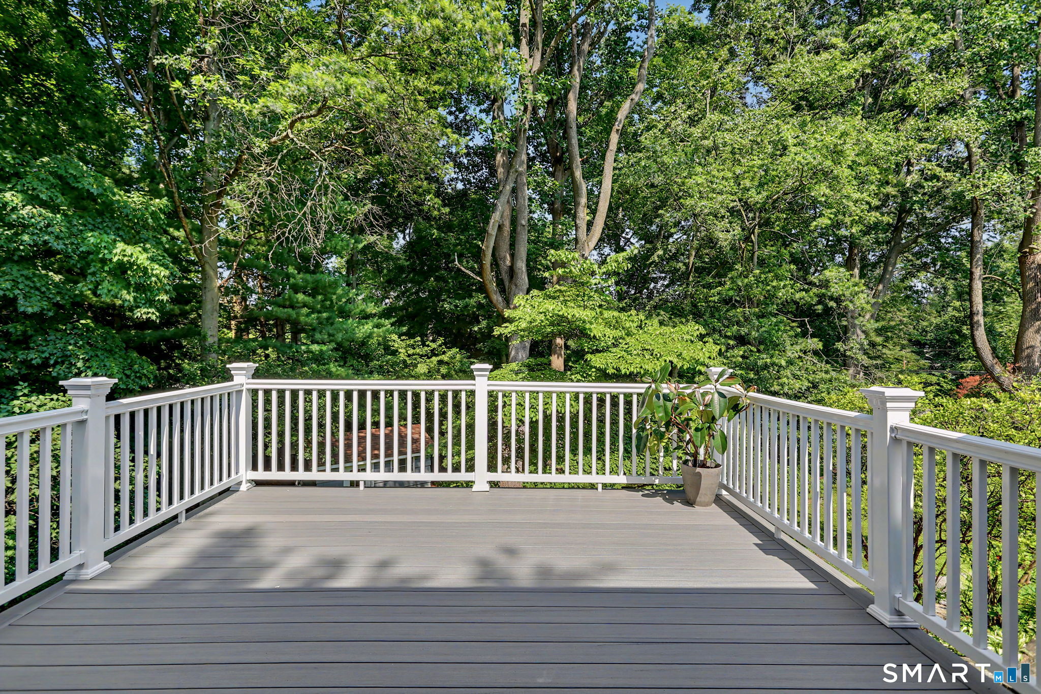 11-A Greenlawn Drive Fairfield CT 06825
