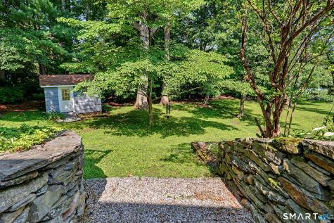 11-A Greenlawn Drive Fairfield CT 06825