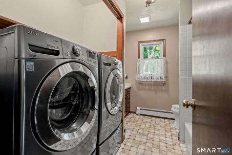 11-A Greenlawn Drive Fairfield CT 06825