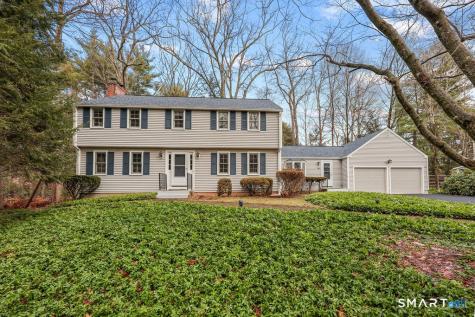 16 Richard Road Simsbury CT 06070