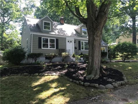 129 Cumpstone Drive Hamden CT 06518