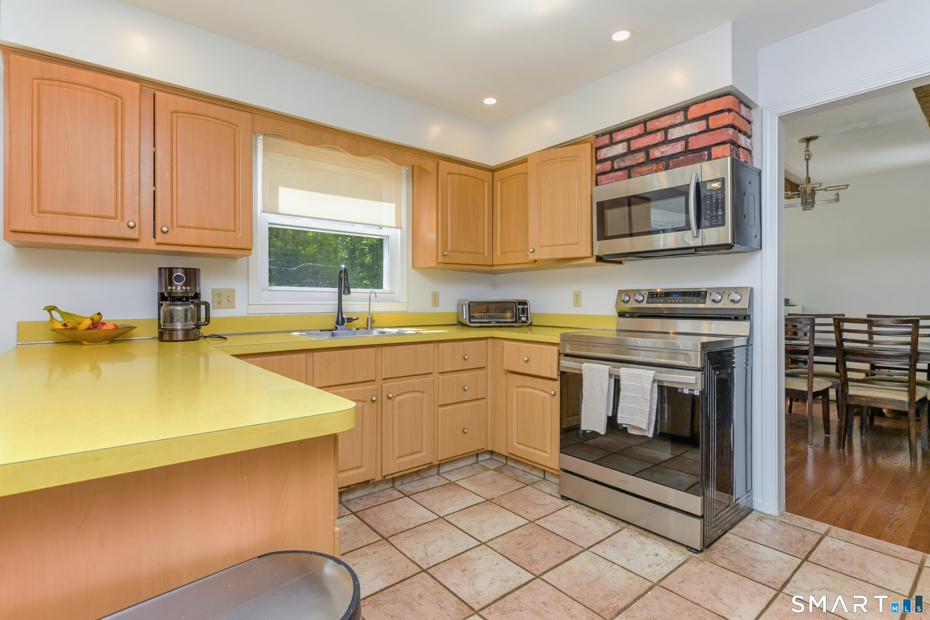 35 Macadam Terrace Milford CT 06461