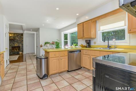 35 Macadam Terrace Milford CT 06461