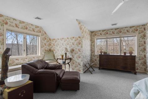 29 High Point Drive East Hampton CT 06424