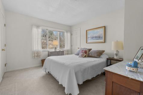 29 High Point Drive East Hampton CT 06424