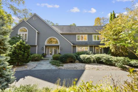 29 High Point Drive East Hampton CT 06424