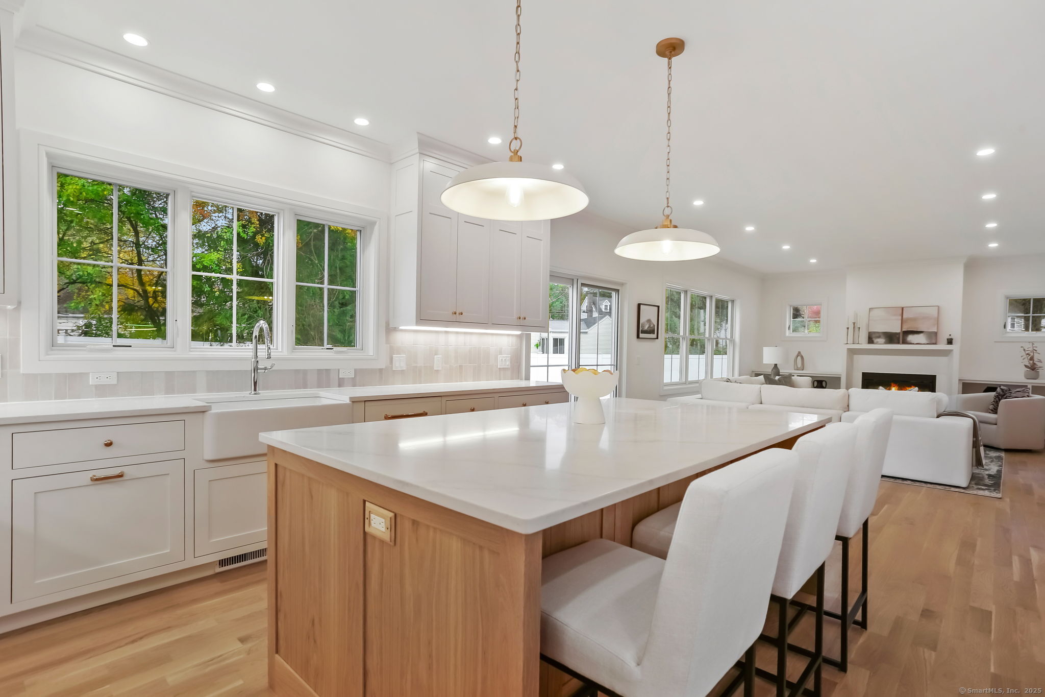 45 Robin Circle Fairfield CT 06824