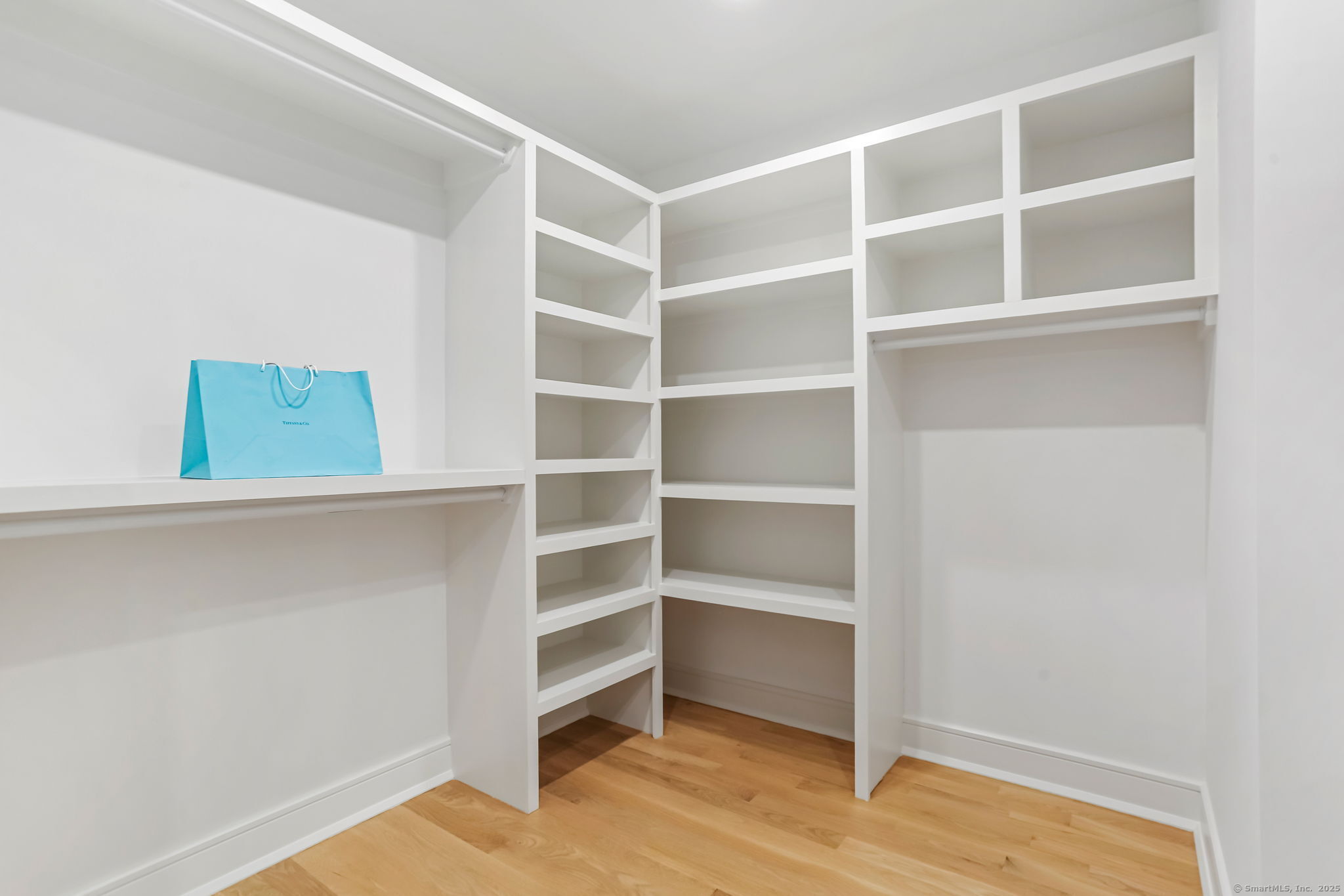 45 Robin Circle Fairfield CT 06824