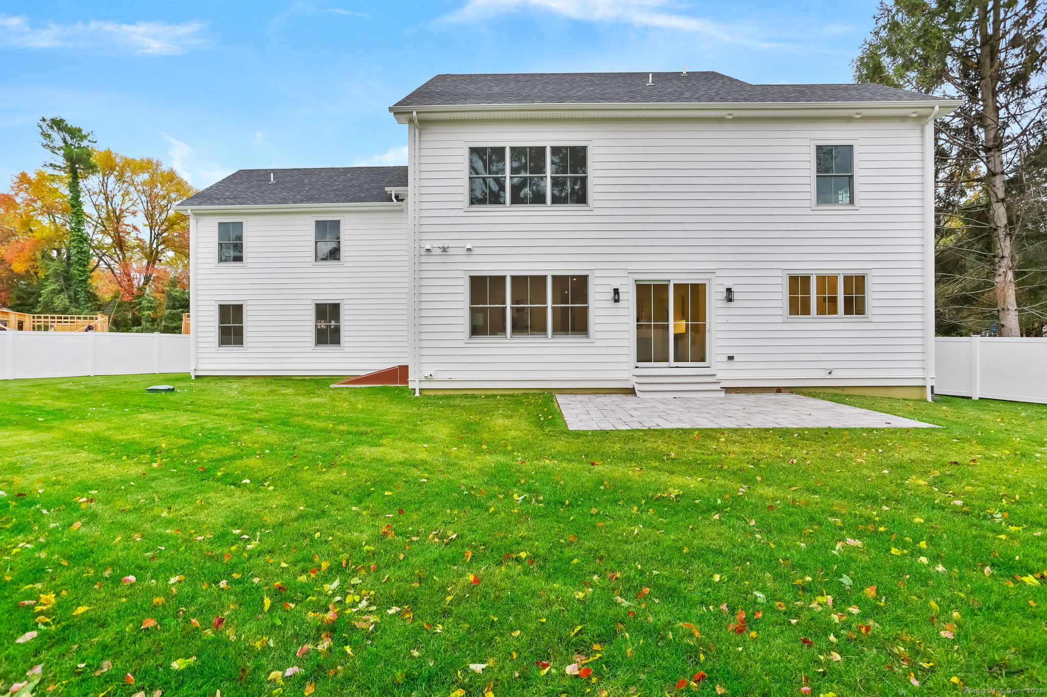 45 Robin Circle Fairfield CT 06824