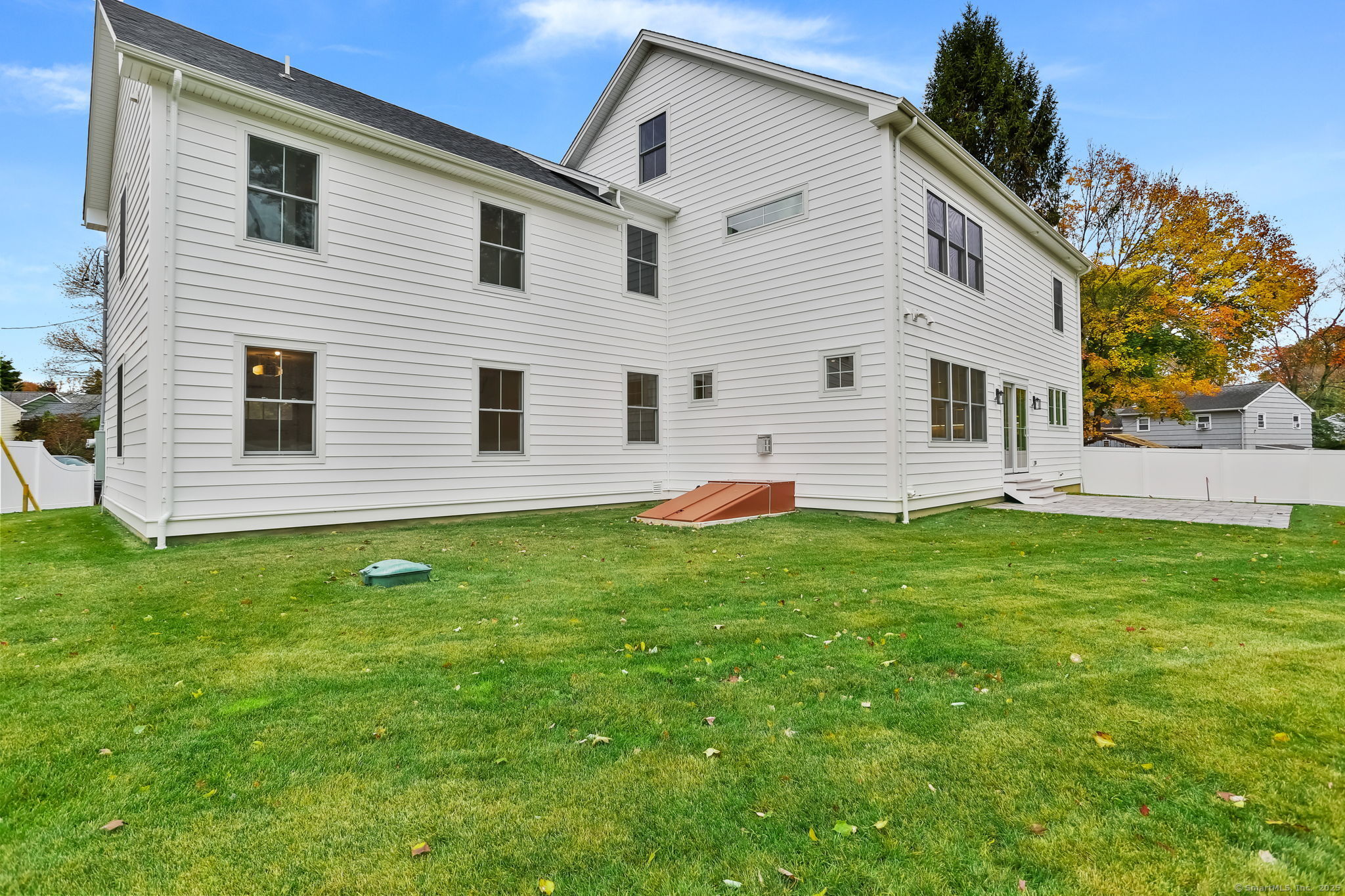 45 Robin Circle Fairfield CT 06824