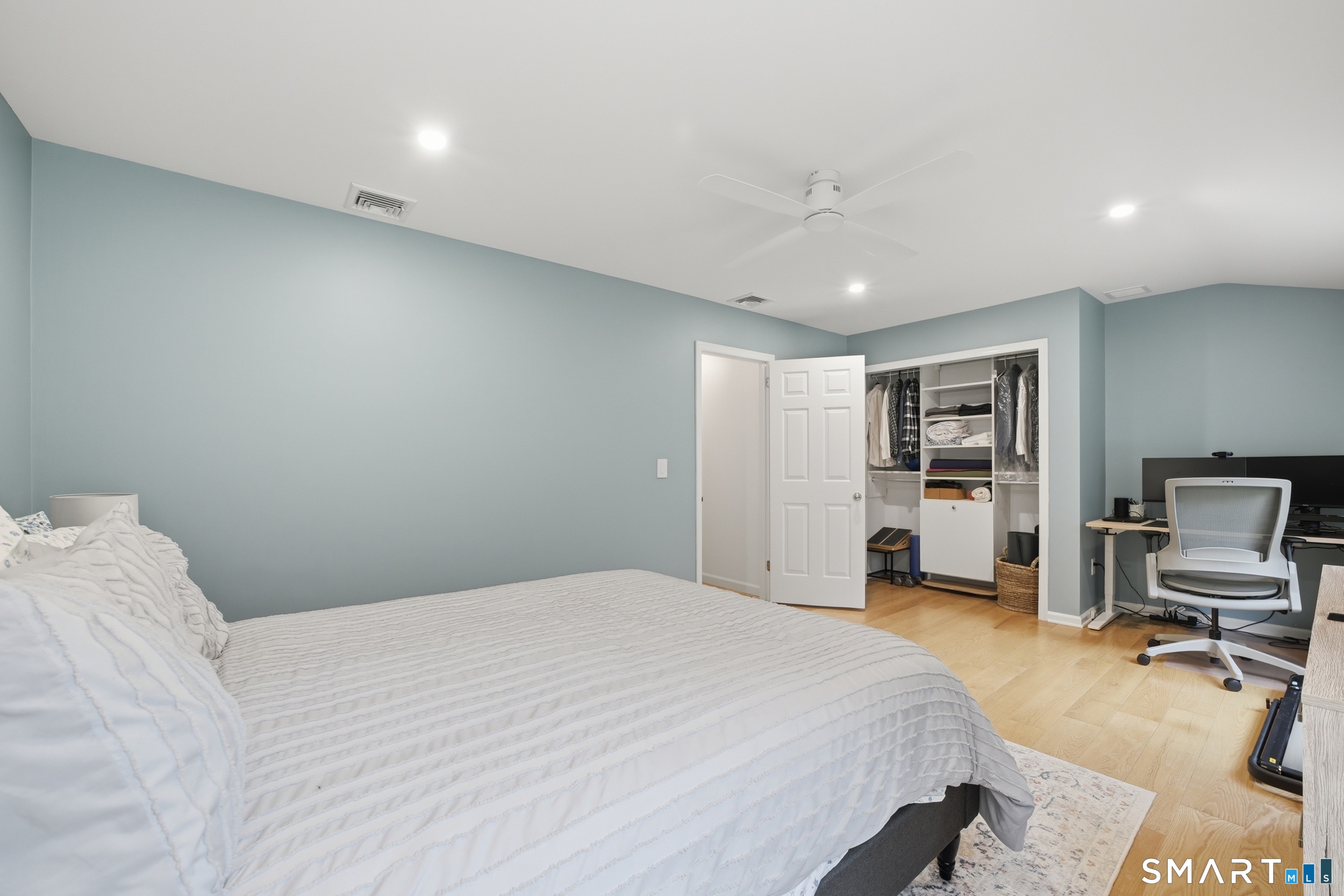 14 Woodchuck Lane Ridgefield CT 06877