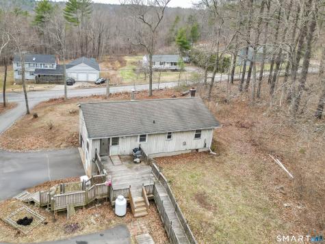 38 Schofield Road Willington CT 06279