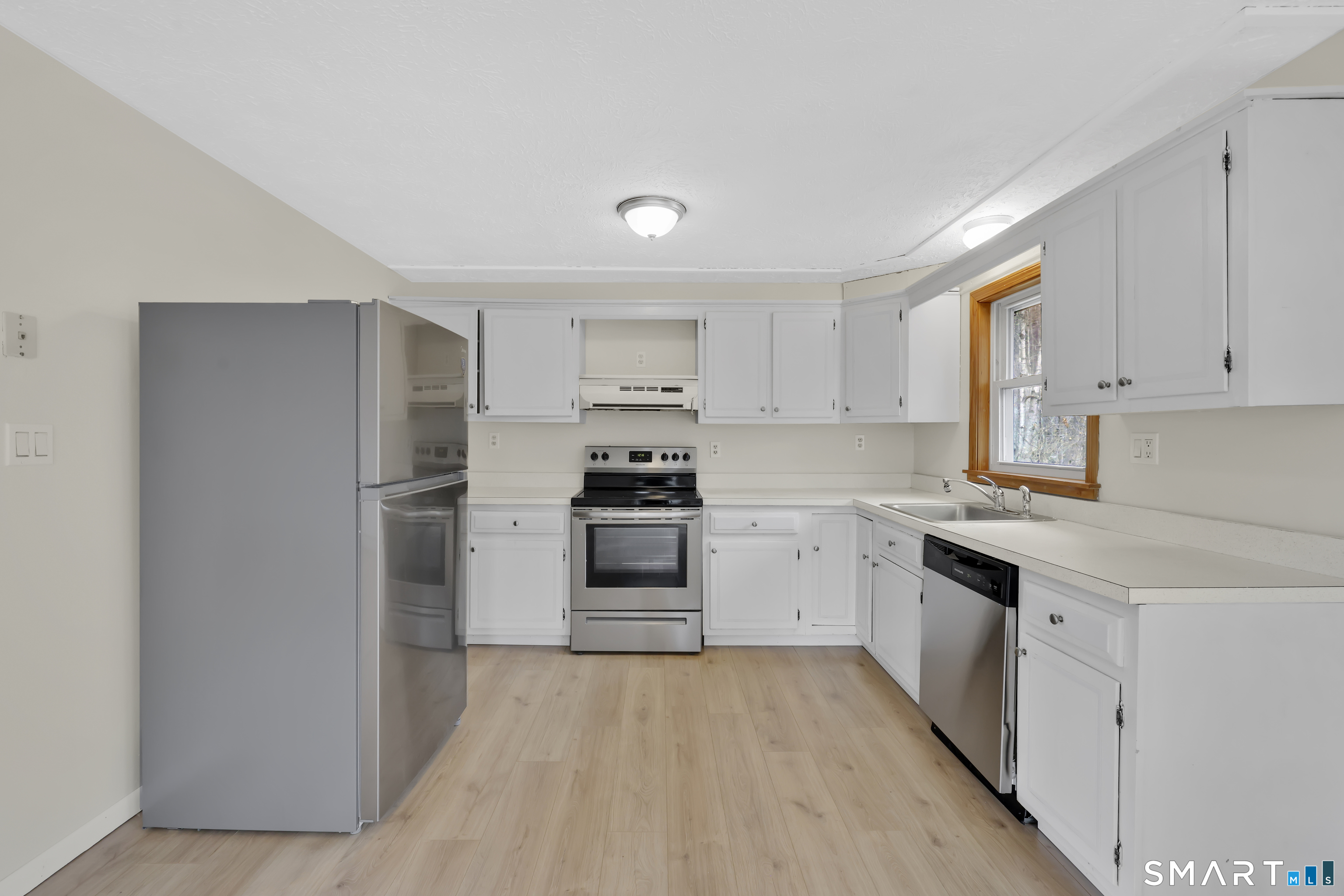 38 Schofield Road Willington CT 06279