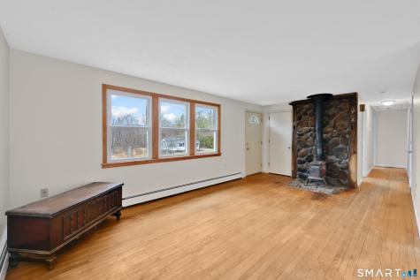38 Schofield Road Willington CT 06279