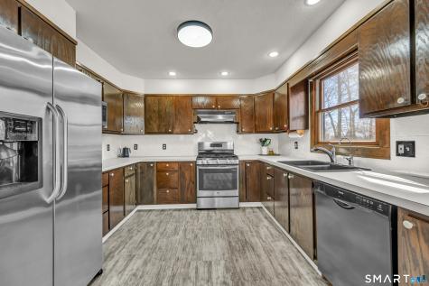 11 Spruce Mountain Trail Danbury CT 06810