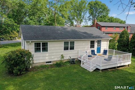 23 Meadowood Lane Old Saybrook CT 06475