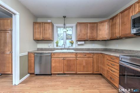 94 Hosier Road Plymouth CT 06782