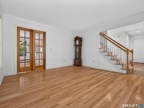 9 Spinnaker Road Waterford CT 06385