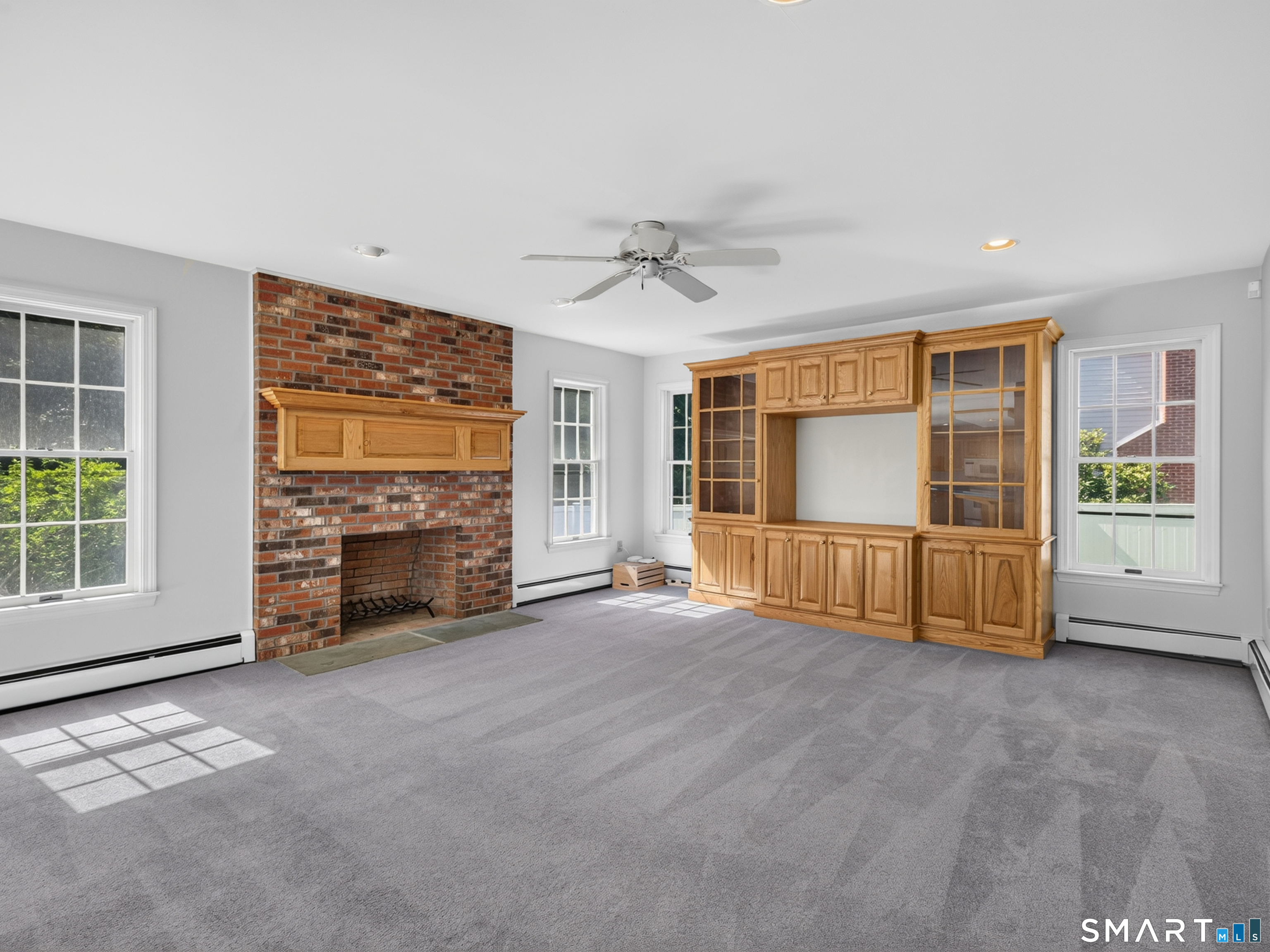 9 Spinnaker Road Waterford CT 06385