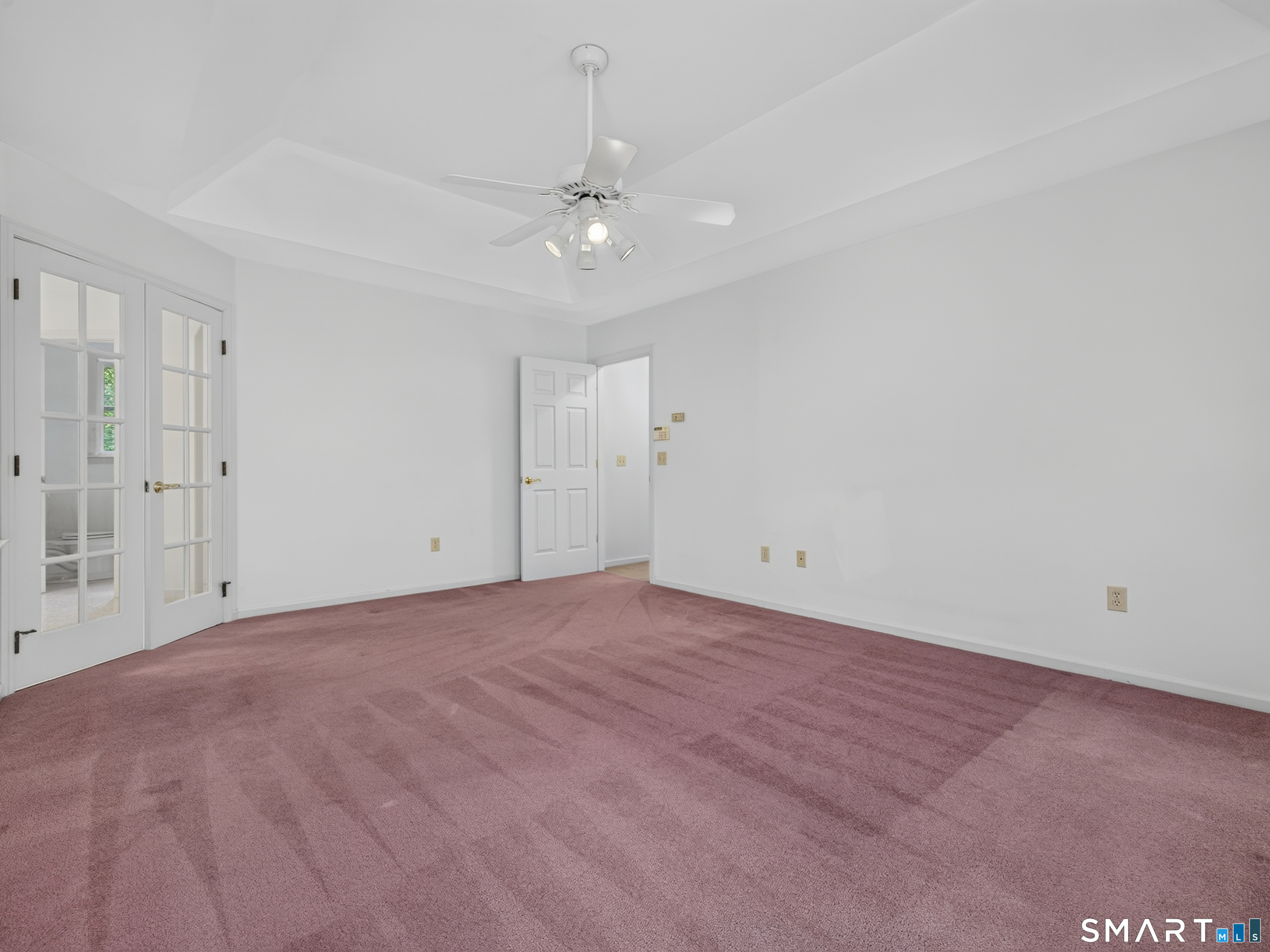 9 Spinnaker Road Waterford CT 06385