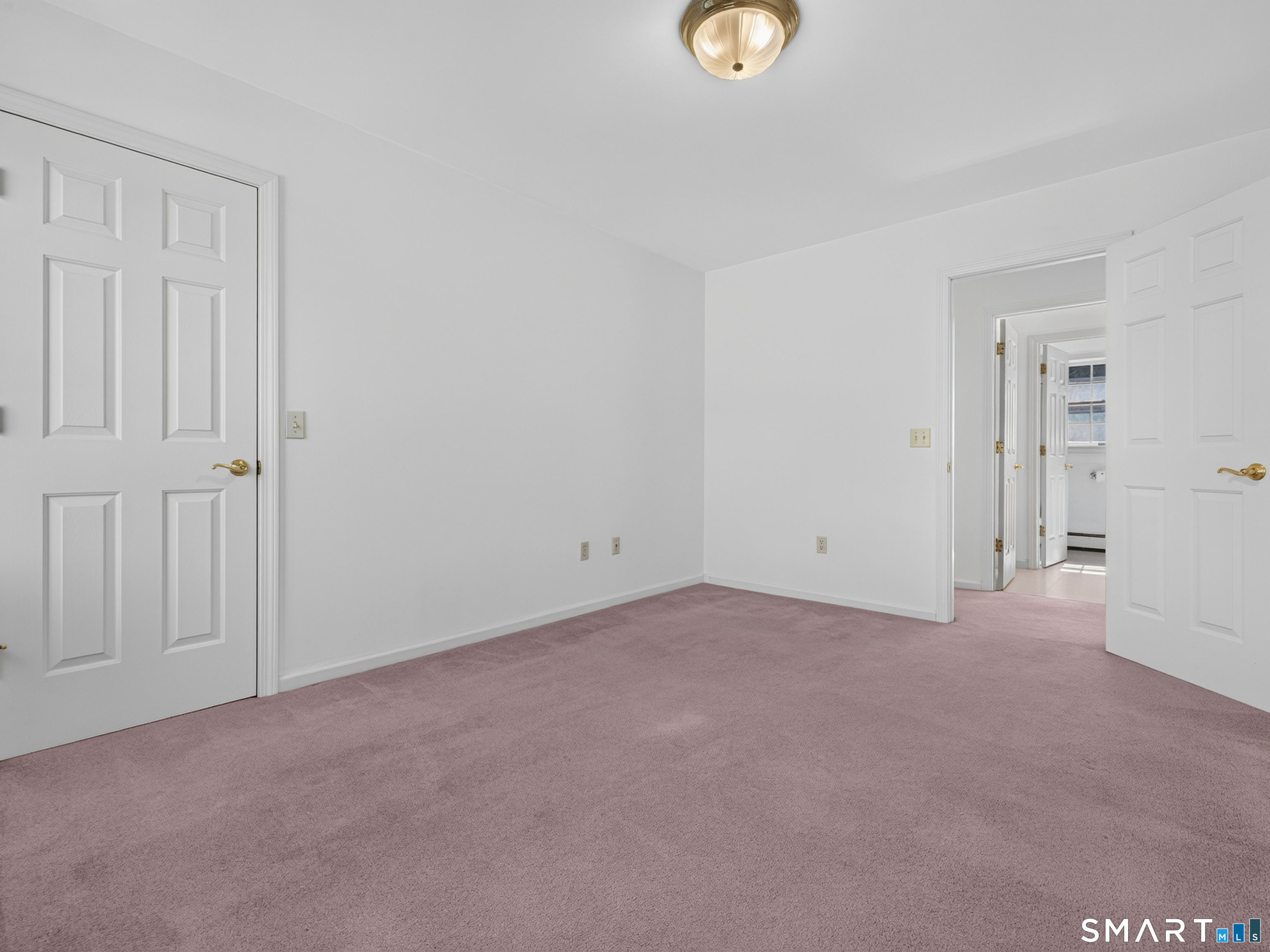9 Spinnaker Road Waterford CT 06385