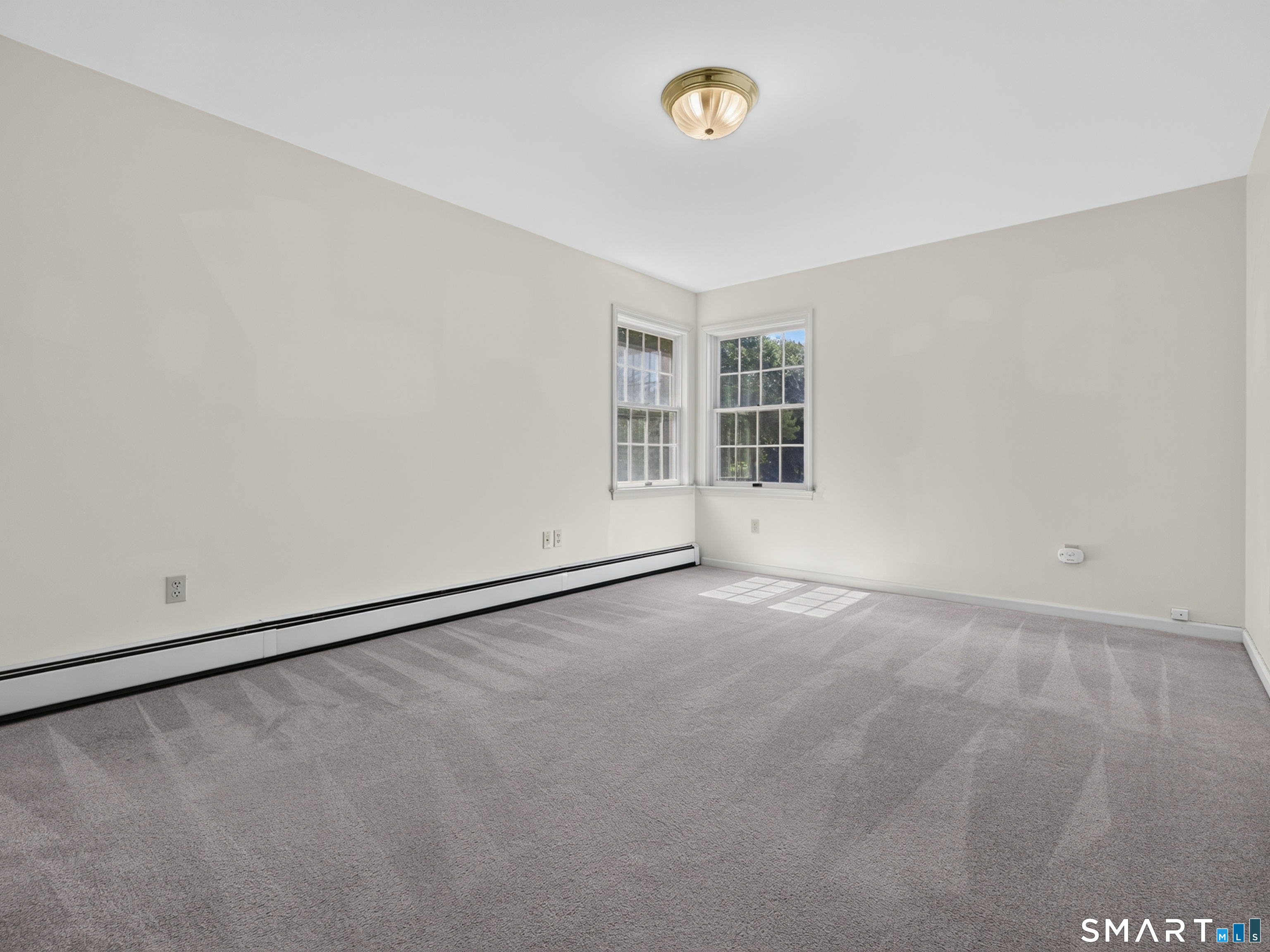 9 Spinnaker Road Waterford CT 06385