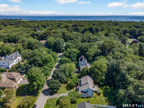 9 Spinnaker Road Waterford CT 06385