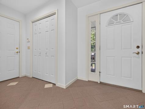 9 Spinnaker Road Waterford CT 06385