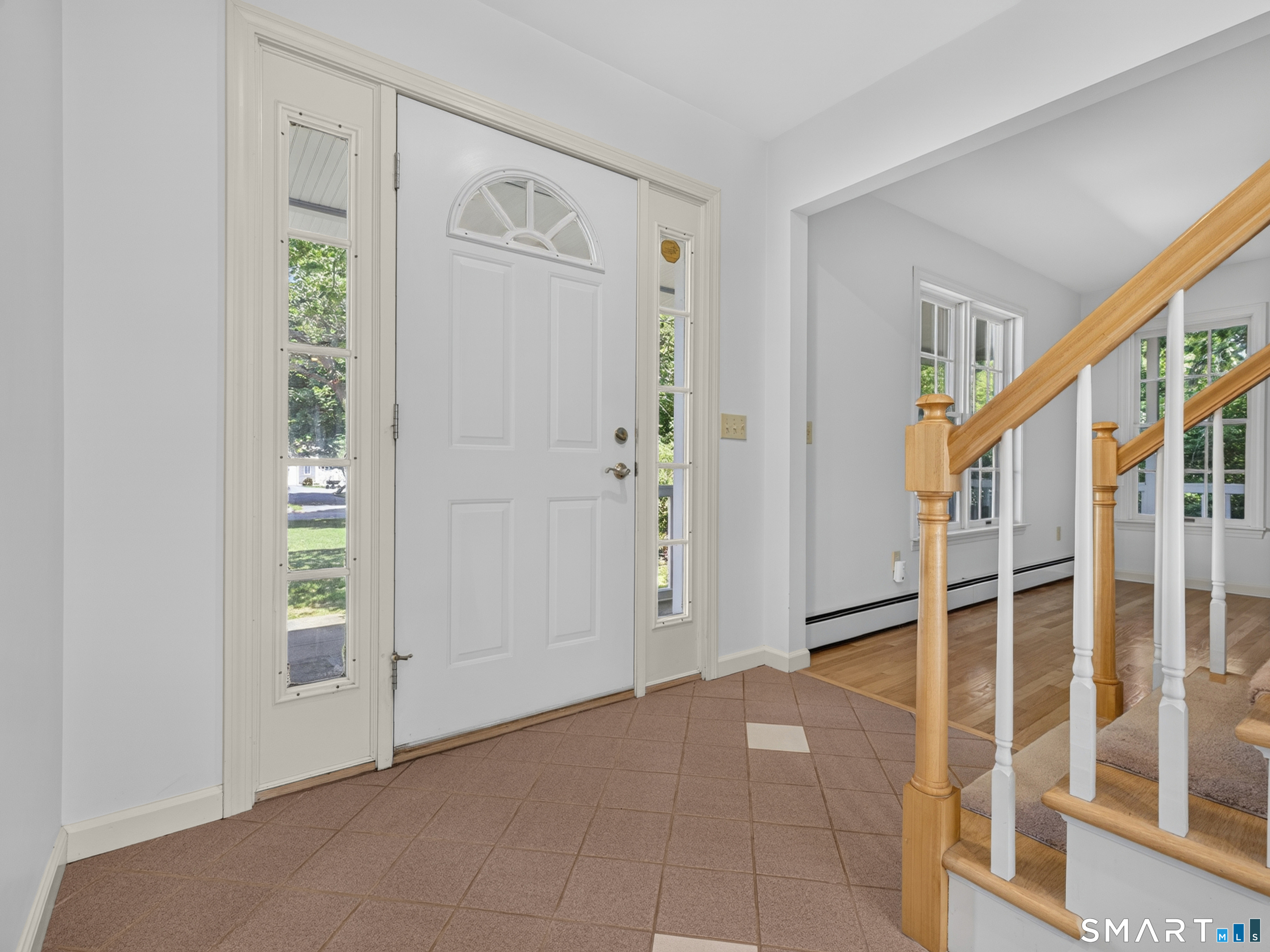 9 Spinnaker Road Waterford CT 06385