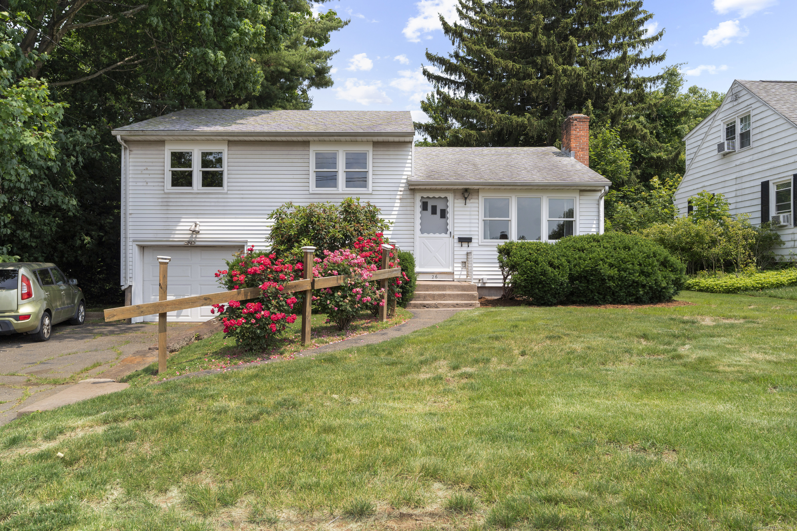 26 Caroldon Road Middletown CT 06457