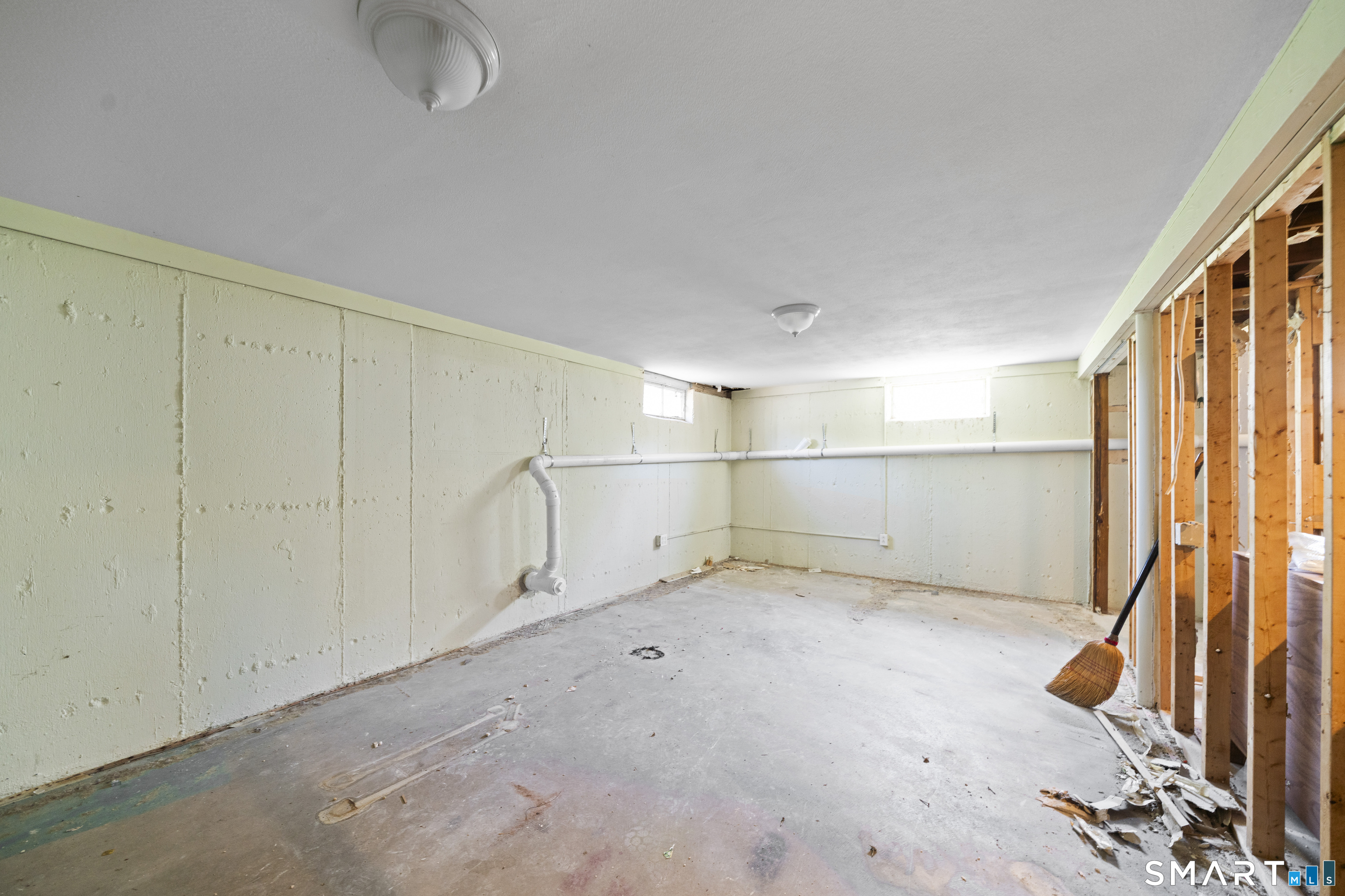 27 Highland Road Windsor Locks CT 06096