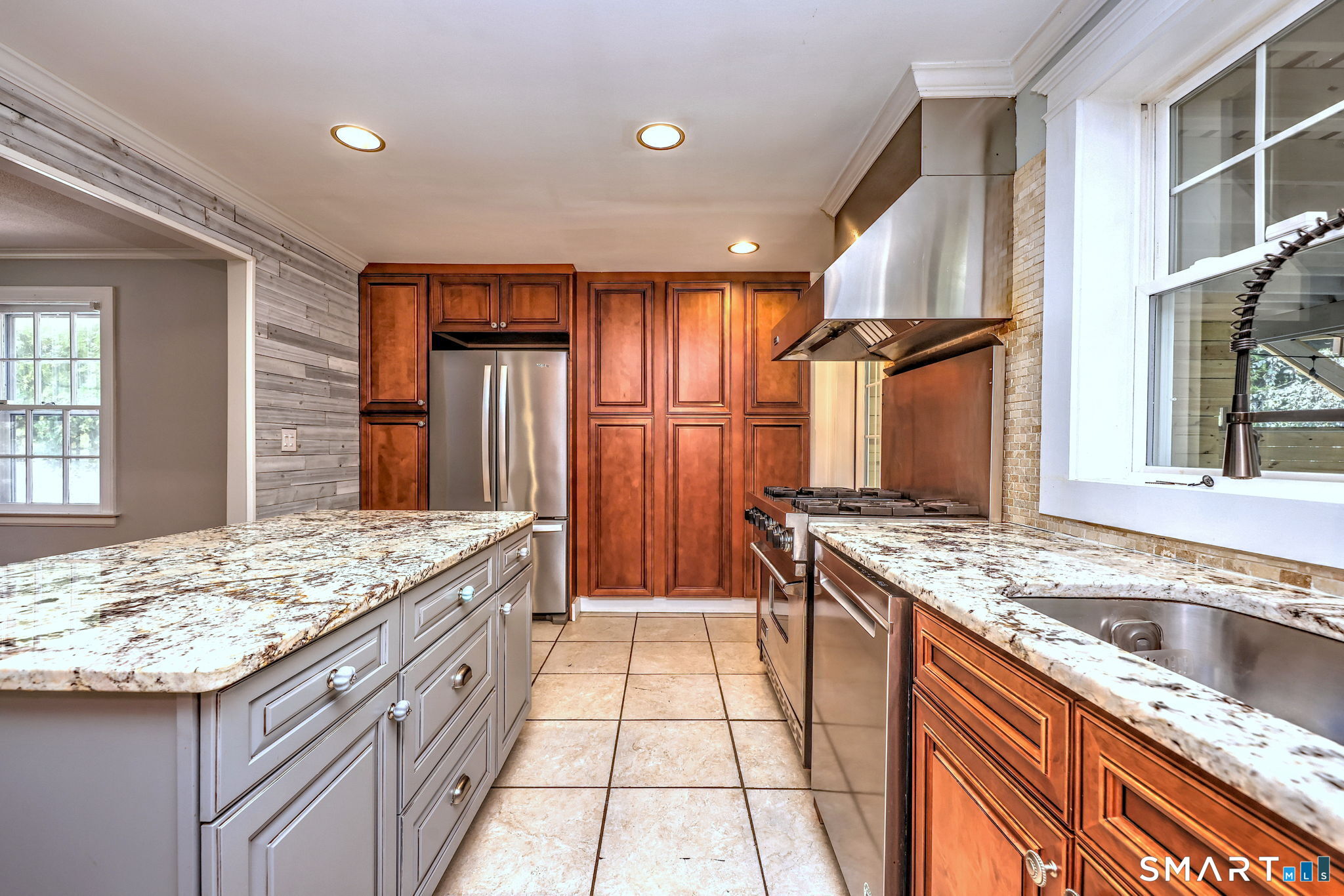 35 Wilkins Street Hamden CT 06517