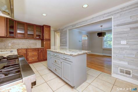 35 Wilkins Street Hamden CT 06517