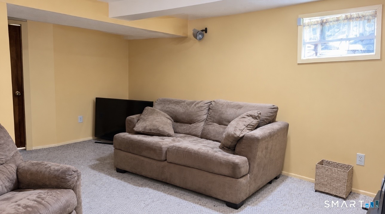110 Matianuck Avenue Windsor CT 06095