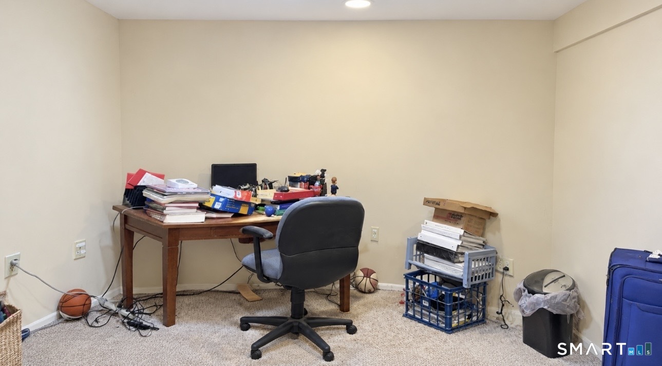 110 Matianuck Avenue Windsor CT 06095